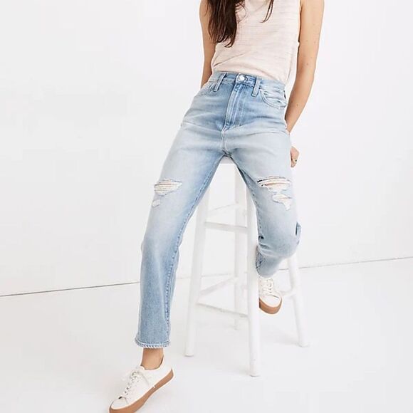 Madewell The Mom Jean in Gilford Wash Light Wash Slouchy Jeans Size 30 | 10 - Picture 9 of 13